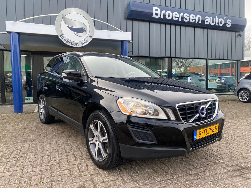Volvo XC60 3.0 T6 AWD Beige leder Schuifdak 48854681-0.jpg | Broersen Auto’s