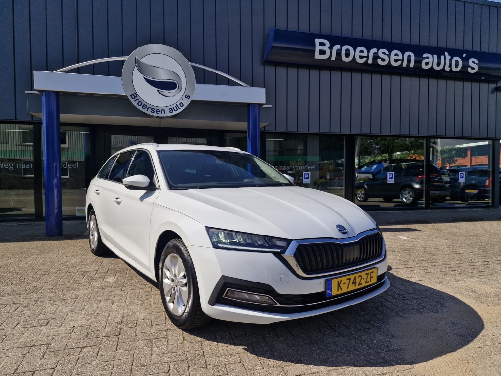Škoda Octavia Combi 1.0 TSI Business Edition | 1e eigenaar | Navigatie | Trekhaak | 55609967-0.jpg | Broersen Auto’s